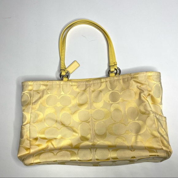 Coach large jacquard tote - Picture 2 of 11